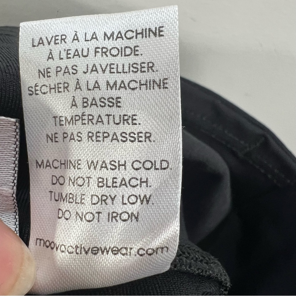 NWT Moov Activewear Montreal black Y2K style peddle pusher capri leggings XS - Picture 17 of 17